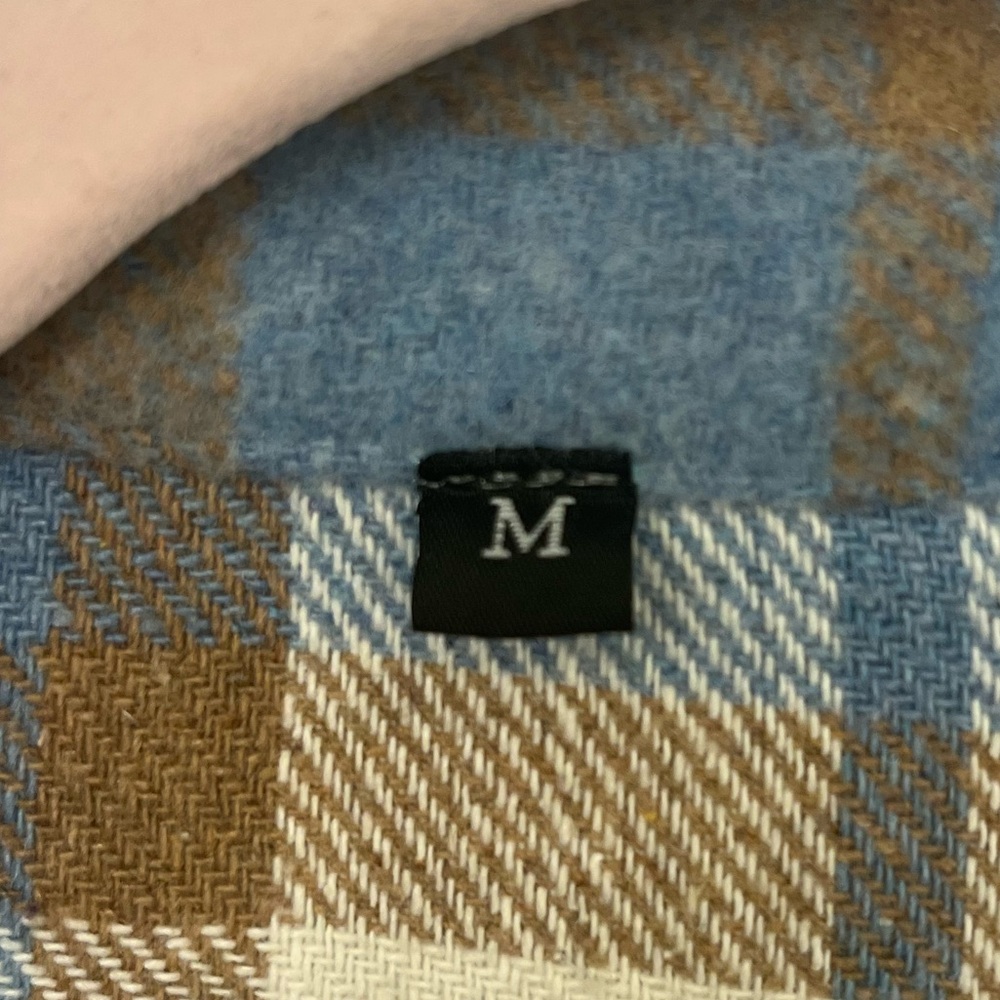 Plaid Button-Up Jacket - Picture 3 of 3
